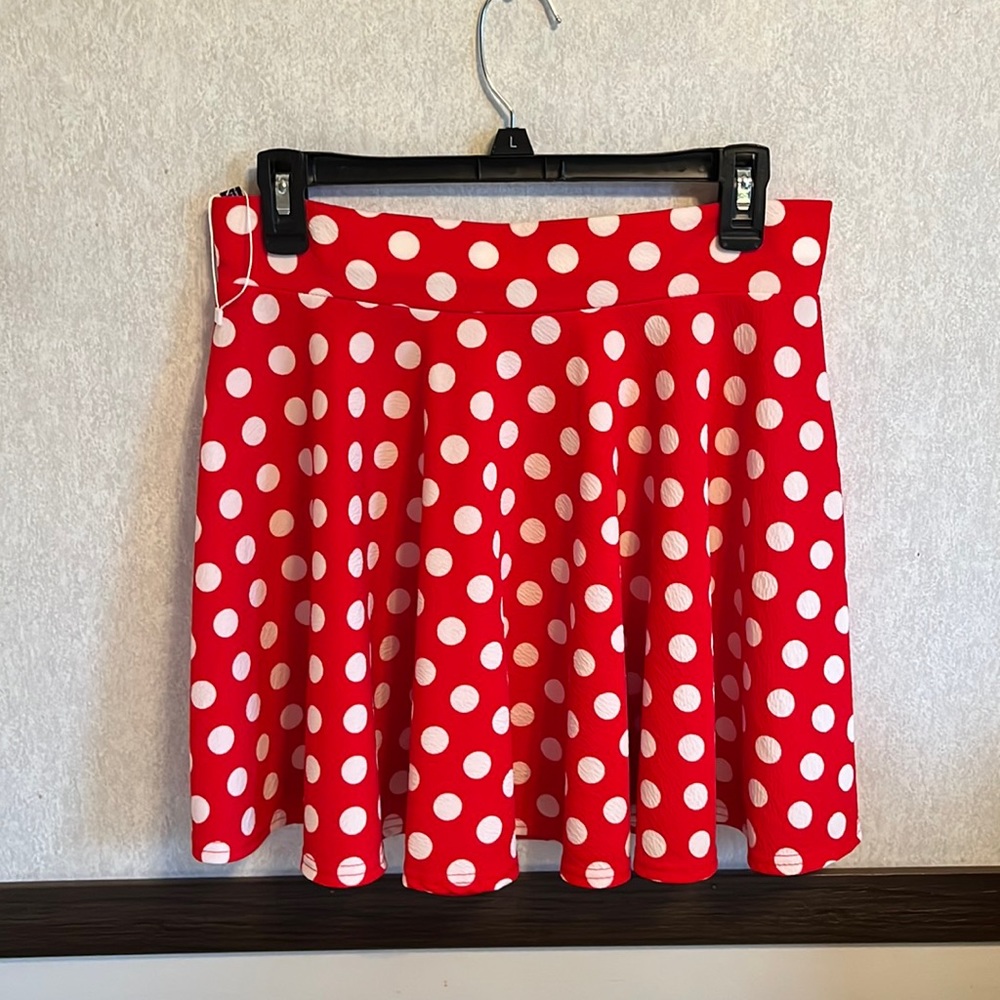 URBAN COCO Red fun mini skirt with white polka dots
